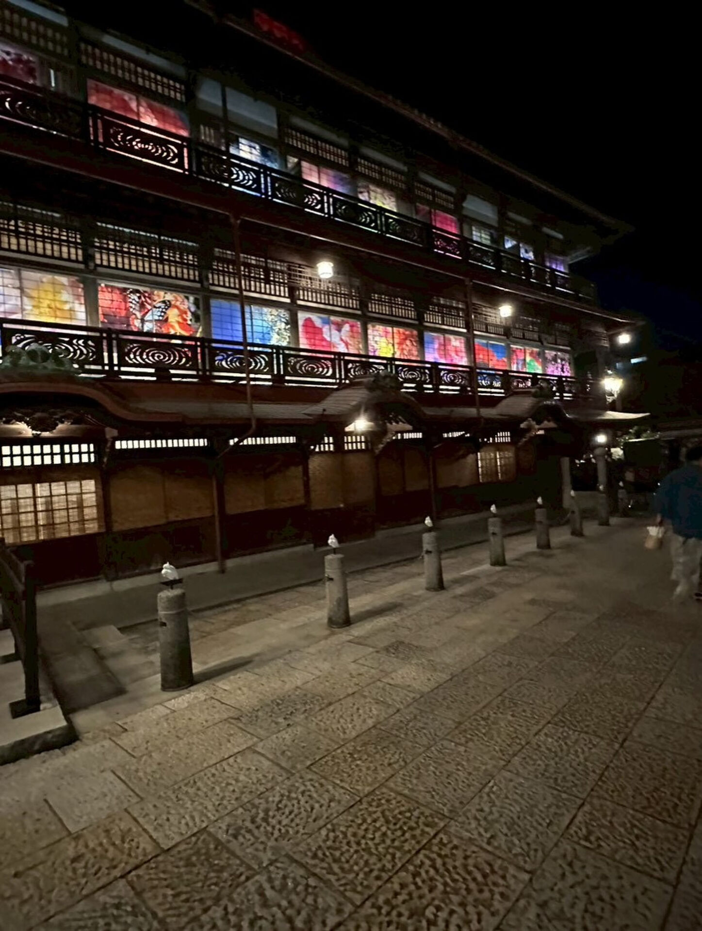 今年もスタッフと共にリフレッシュするために恒例の慰安旅行に出